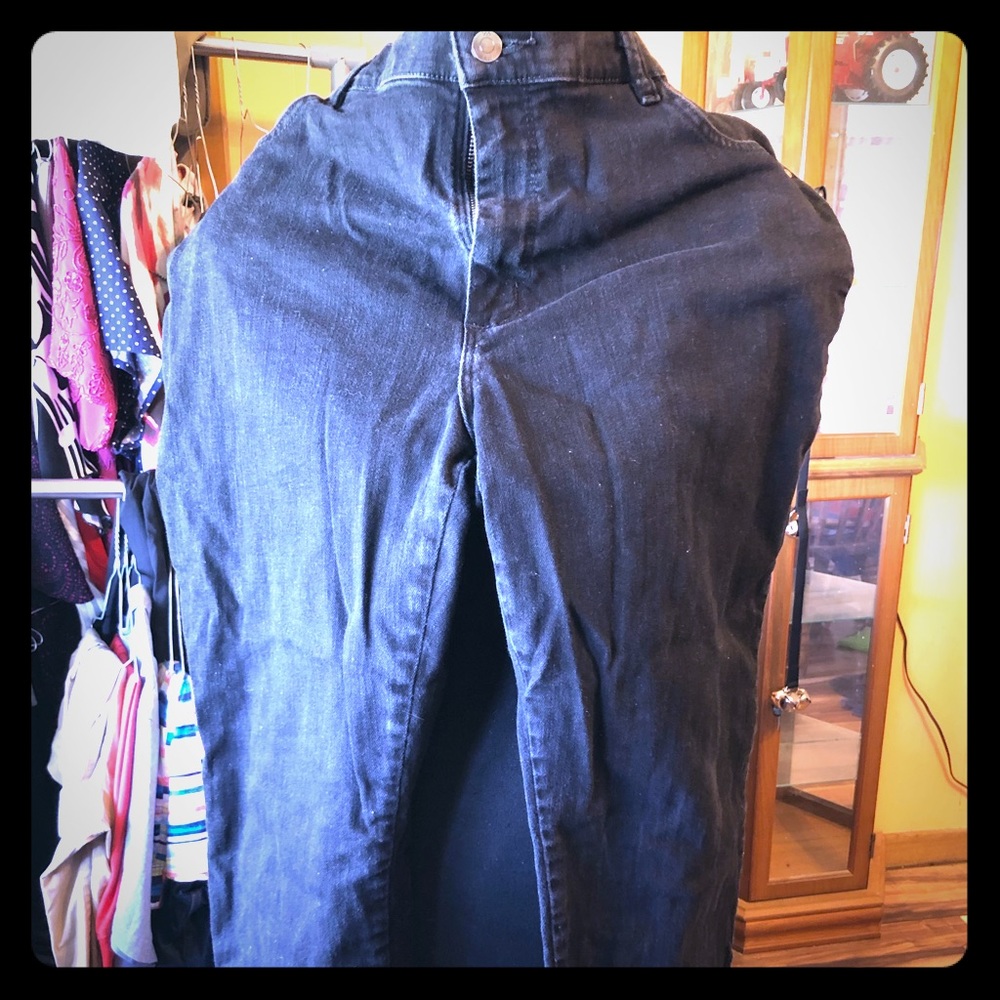 LEE JEANS